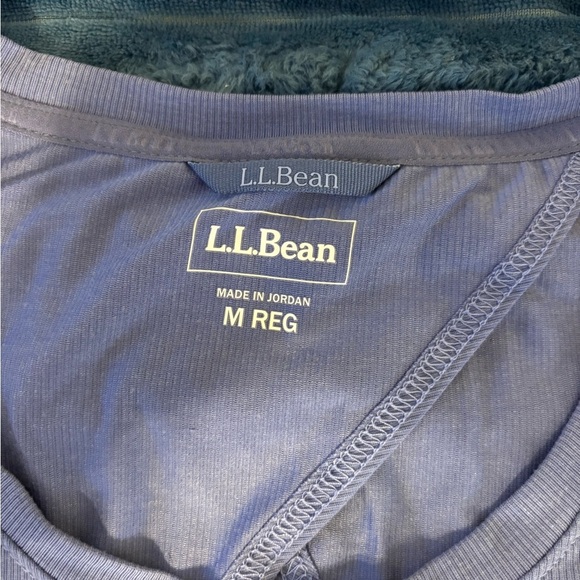 L.L. Bean Blue Asymmetrical Short Sleeve T-Shirt - Picture 2 of 9